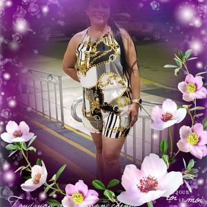 Meet your Posher, Dania